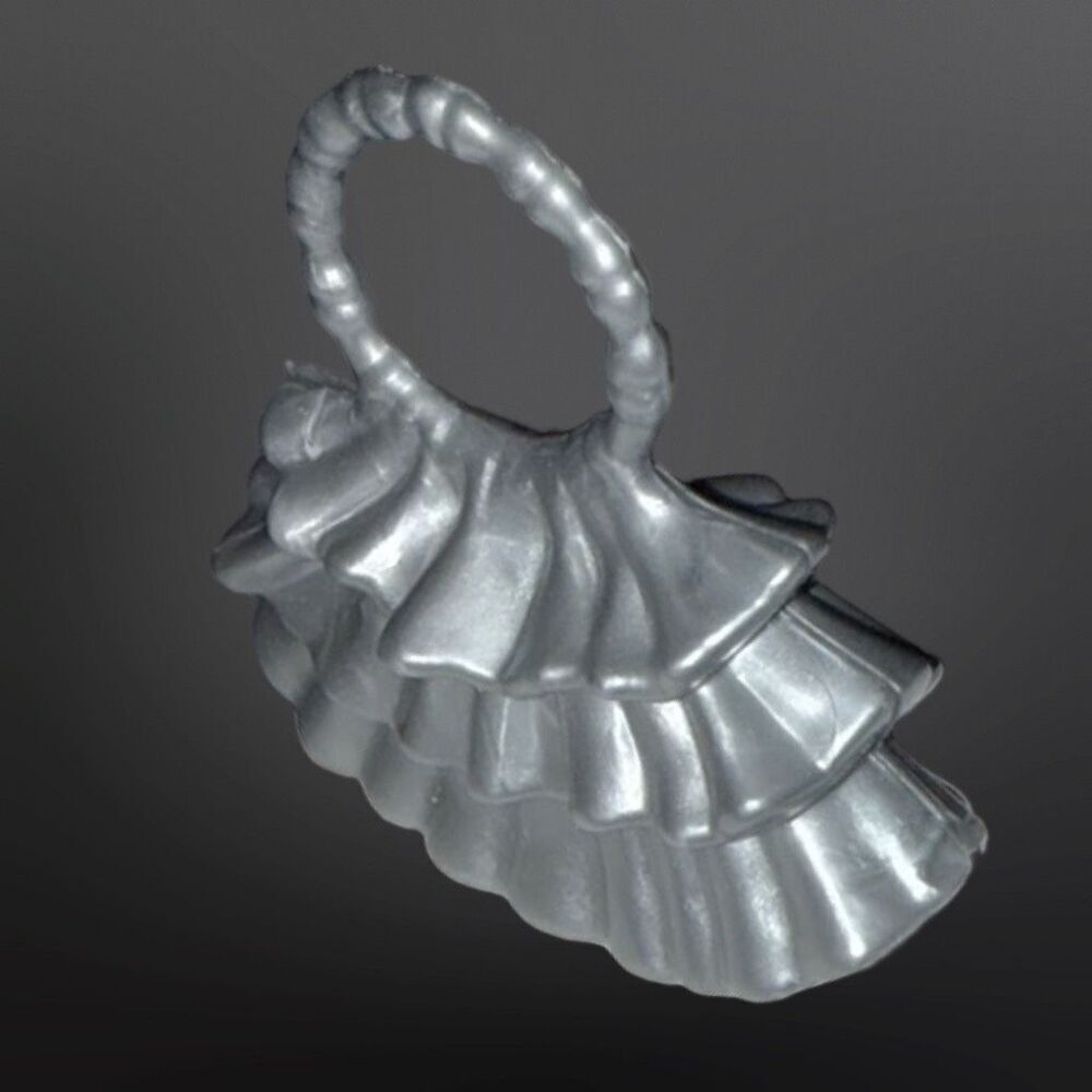 Rare Mattel Barbie My Scene Fashion Fever Silver Ruffle Purse Bag Accessory B22